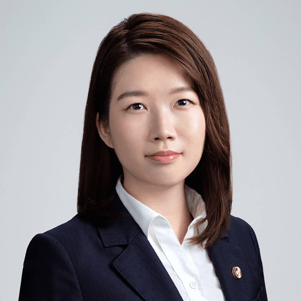 Yukako Naya, Associate Attorney