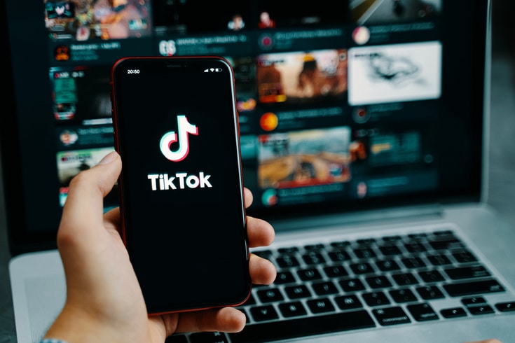 TikTokと動画のイメージ画像